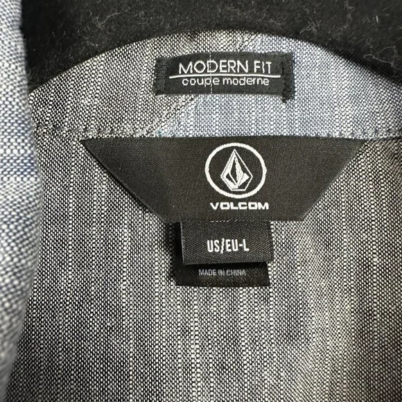 Volcom Shirt Mens Large Modern Fit Short Sleeve Button Up Chest Pocket Casual - Picture 3 of 10